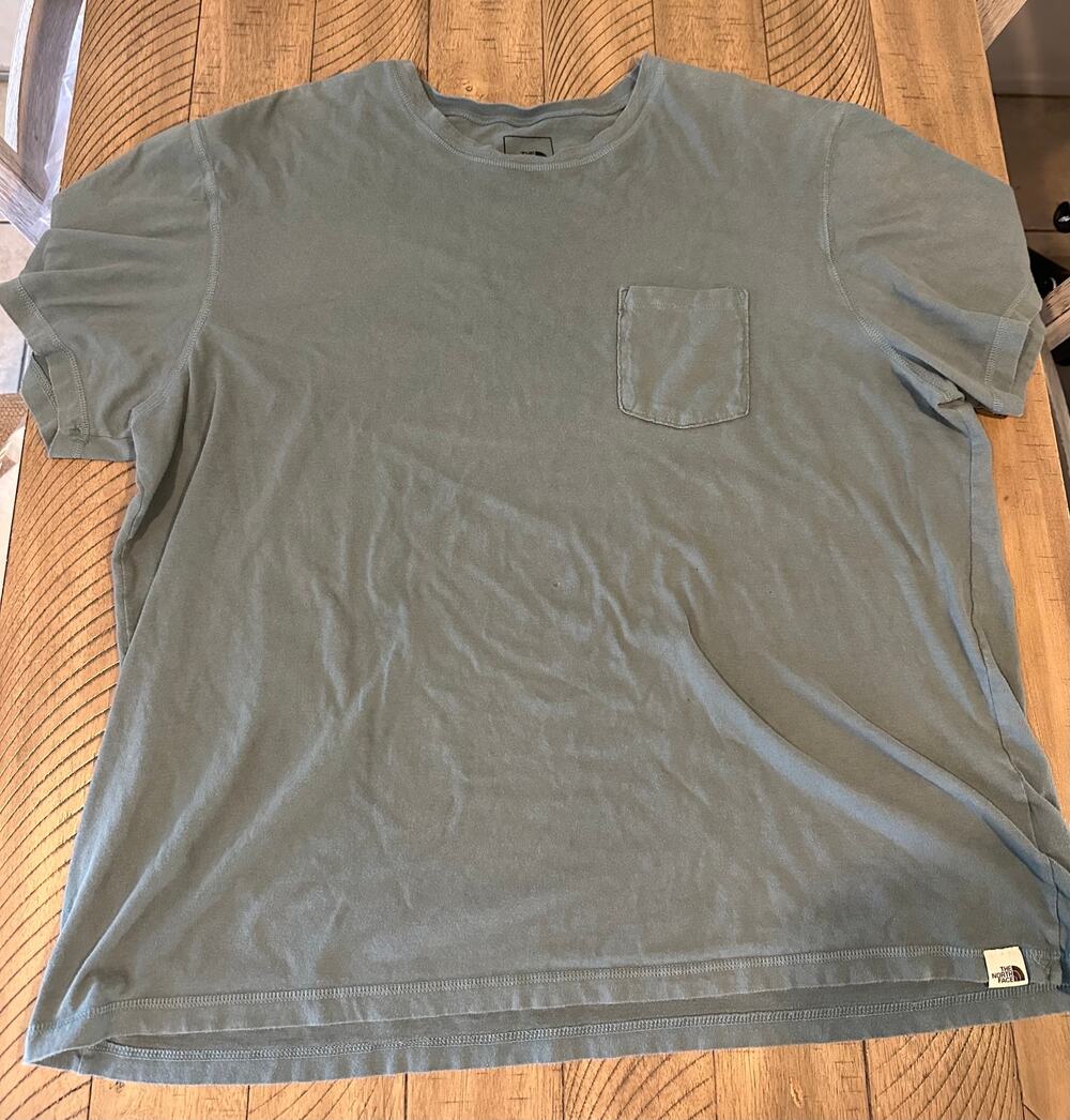 The North Face Green Pocket T-Shirt Men's Size XXL Short Sleeve Casual Tee Shirt